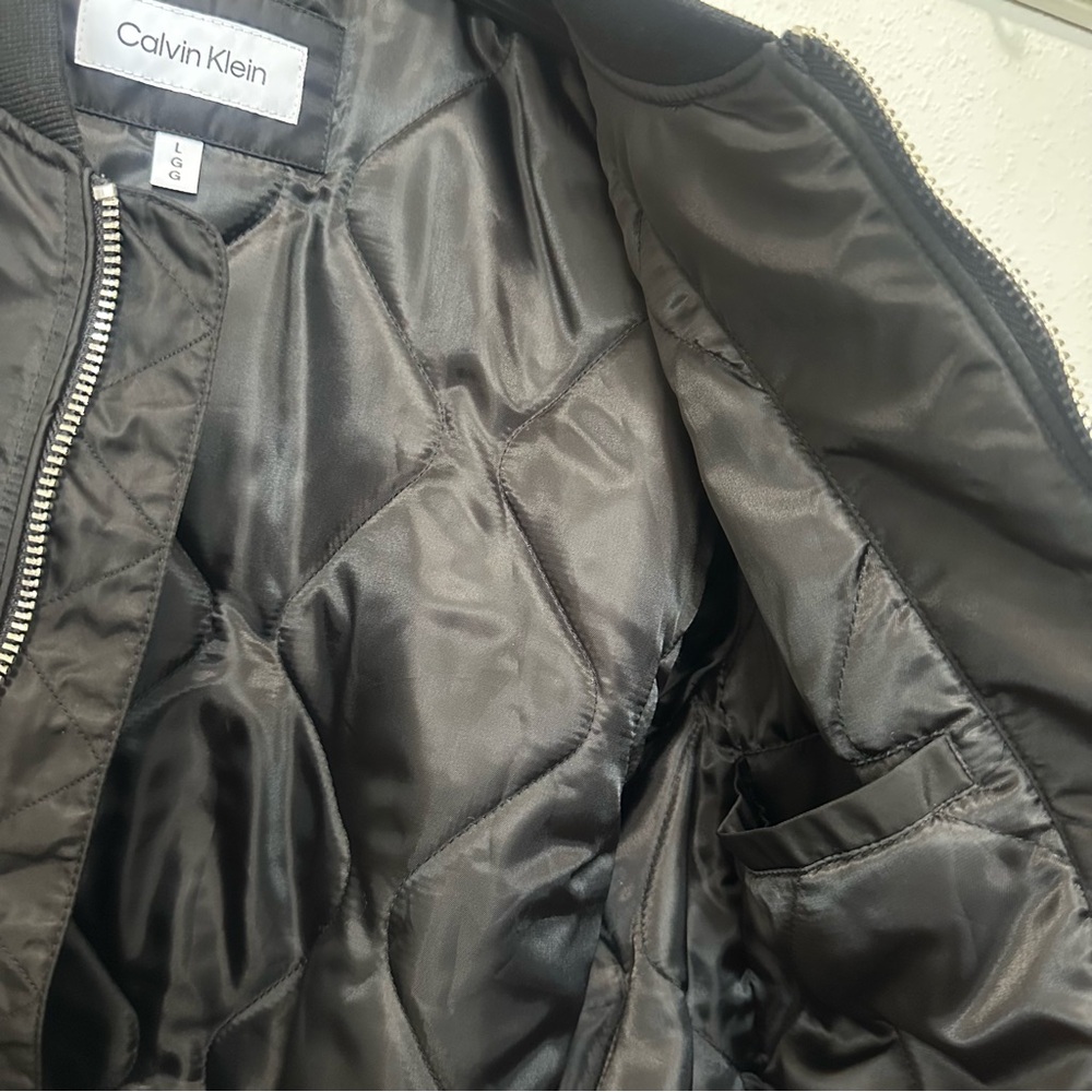 Calvin Klein Men's Classic Black Bomber Jacket - Picture 6 of 9